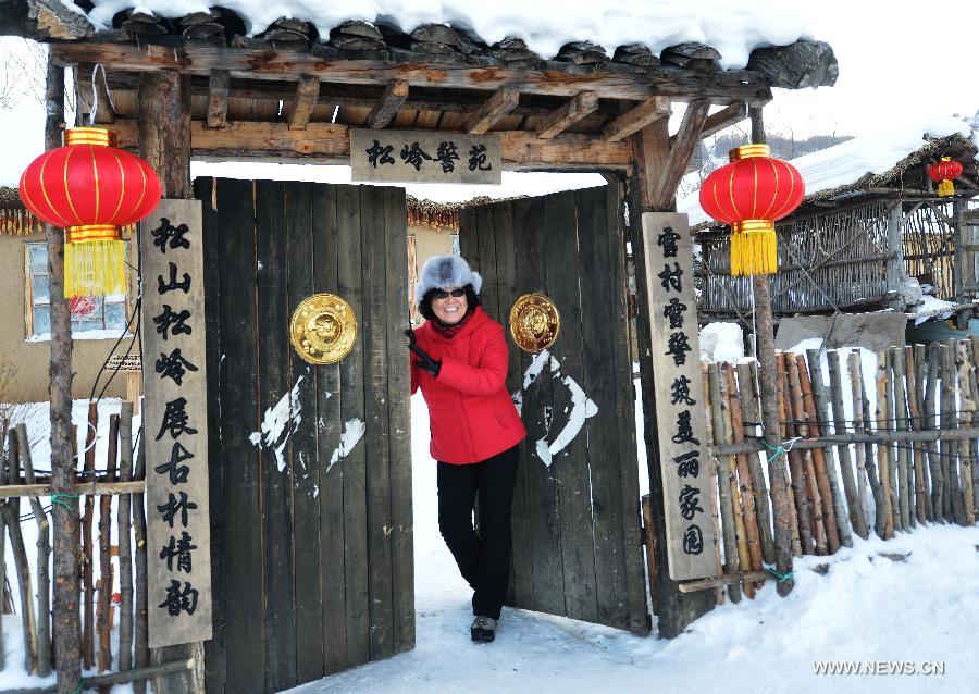 As tourism on snow develops, scenic spots like Songling Village where people can enjoy snow scenery are being discovered in China.