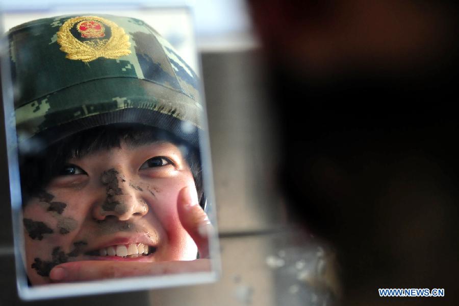 CHINA-XINJIANG-FEMALE SWAT MEMBERS-TRAINING (CN)