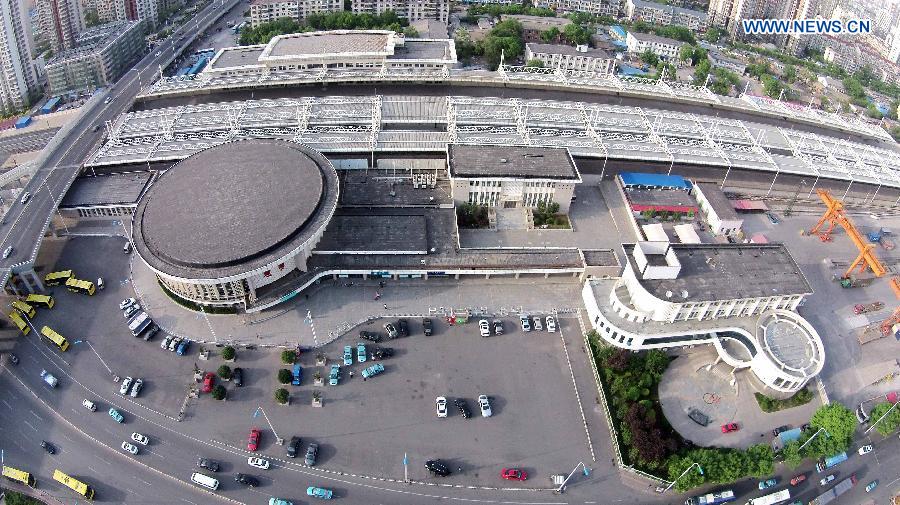 The 45.1-kilometer extension of the high-speed railway, linking Beijing, capital of China, and Tianjin, from the Tianjin Railway Station to the Yujiapu Station of the Tianjin Pilot Free Trade Zone is expected to be put into use in August.