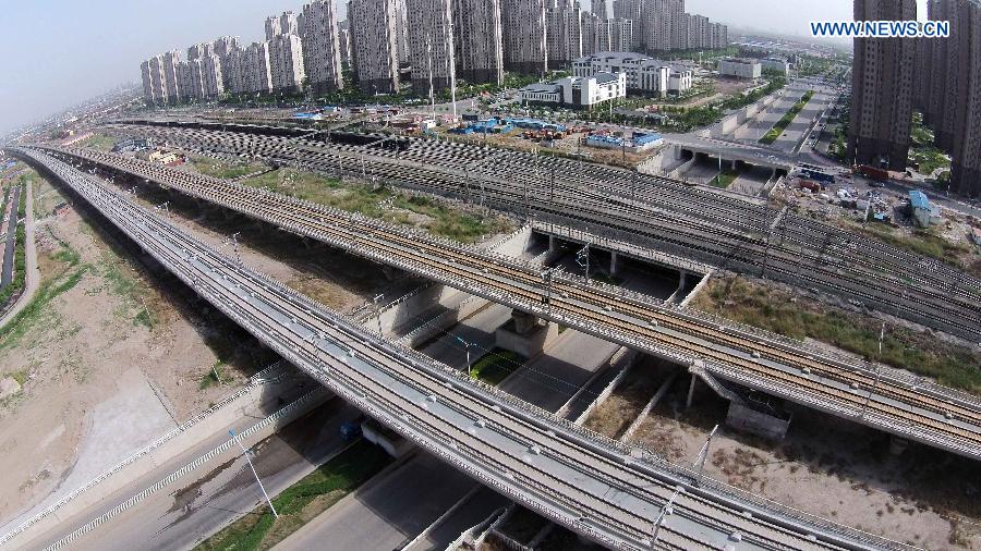The 45.1-kilometer extension of the high-speed railway, linking Beijing, capital of China, and Tianjin, from the Tianjin Railway Station to the Yujiapu Station of the Tianjin Pilot Free Trade Zone is expected to be put into use in August.