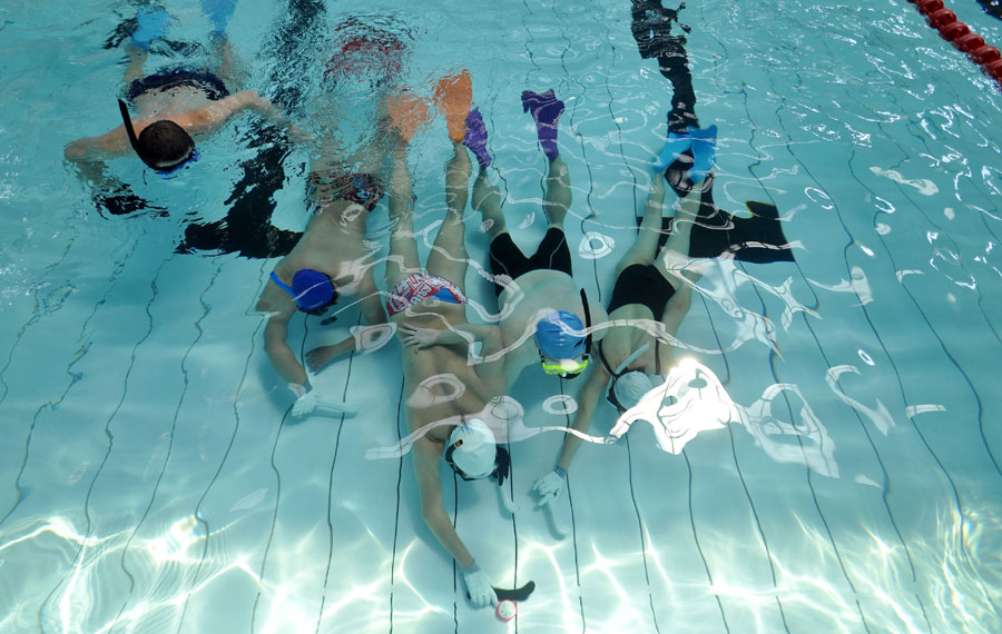 Underwater hockey gains popularity in China