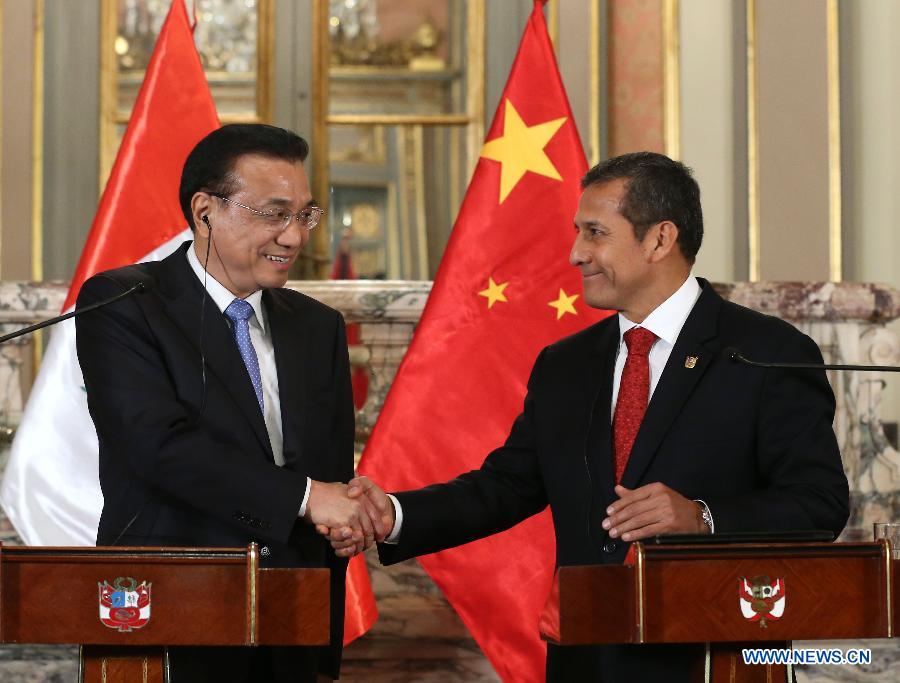 PERU-LIMA-CHINESE PREMIER-PRESS CONFERENCE