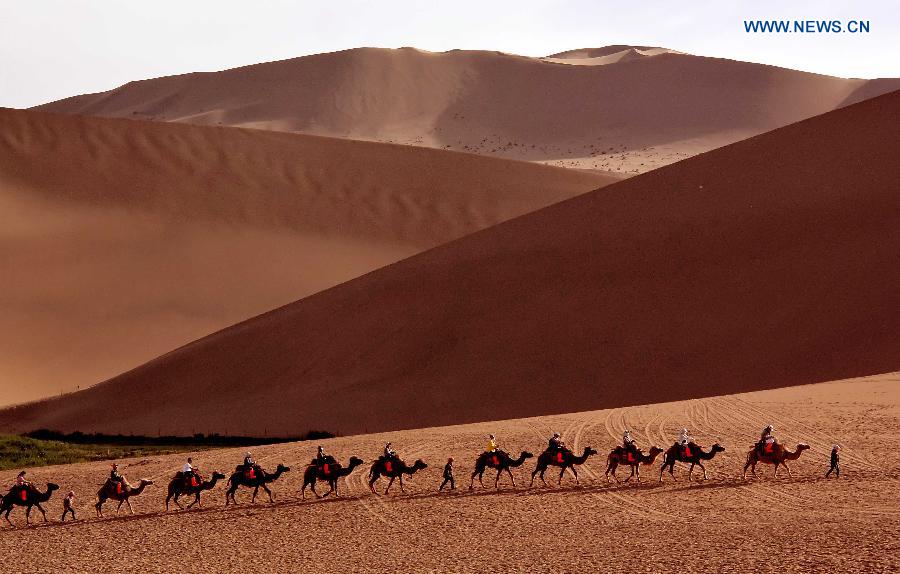 Consisting of a group of sand dunes, the Mingsha Hill is famous for its desert scenery and the mysterious sound made by wind when blowing over its surface.