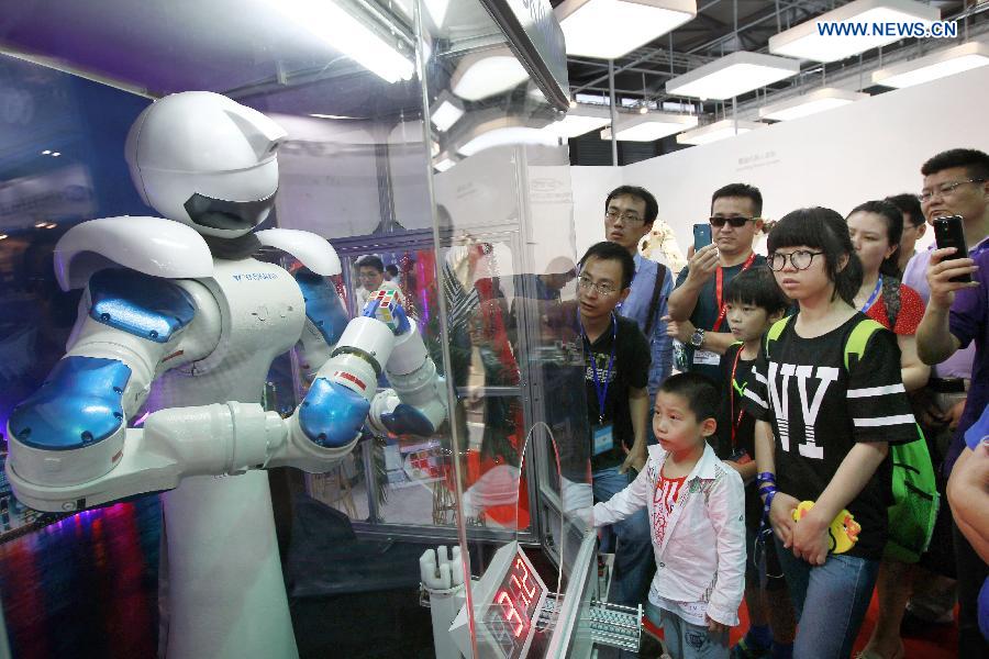 CHINA-ROBOT DEVELOPMENT-DAILY LIFE (CN)