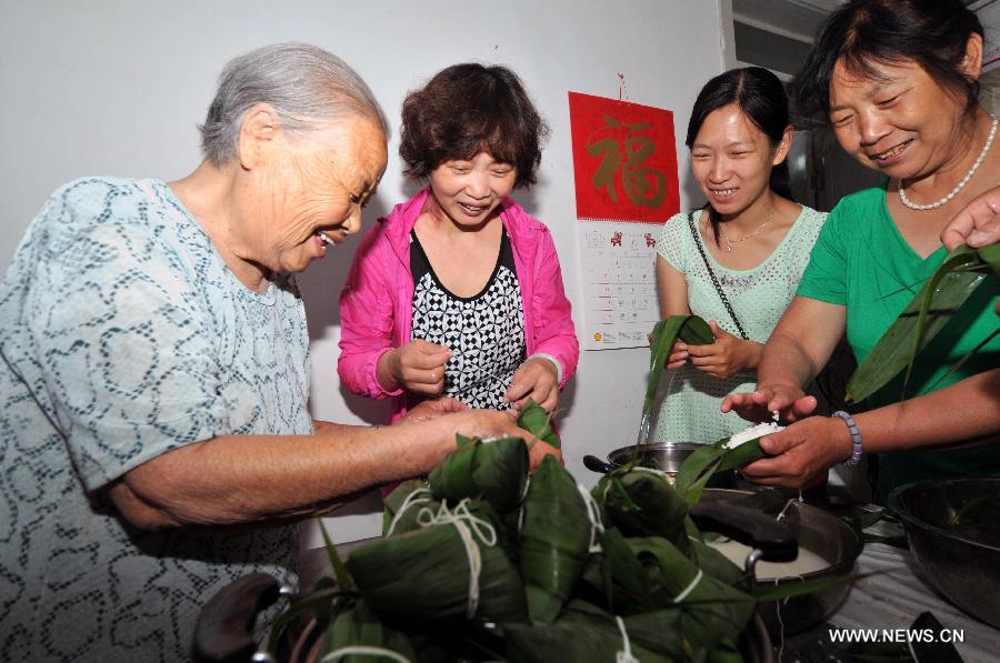 #CHINA-DRAGON BOAT FESTIVAL-ZONGZI (CN)