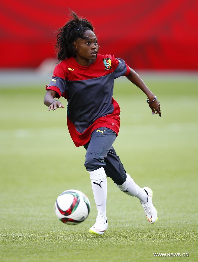 (SP)CANADA-EDMONTON-FIFA WOMEN'S WORLD CUP-CAMEROON-TRAINING