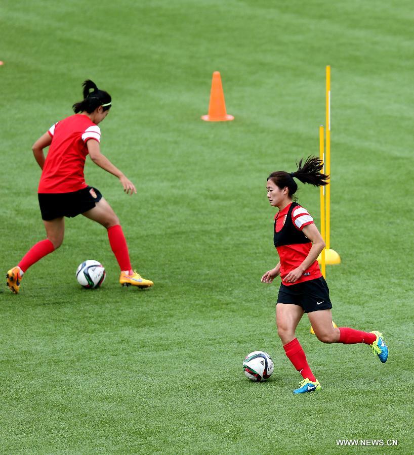 (SP)CANADA-EDMONTON-FIFA WOMEN'S WORLD CUP-CHINA-TRAINING