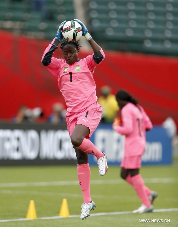 (SP)CANADA-EDMONTON-FIFA WOMEN'S WORLD CUP-CAMEROON-TRAINING