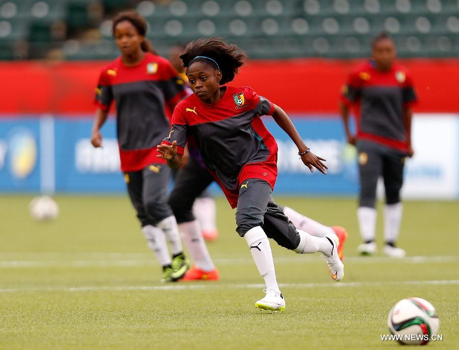 (SP)CANADA-EDMONTON-FIFA WOMEN'S WORLD CUP-CAMEROON-TRAINING