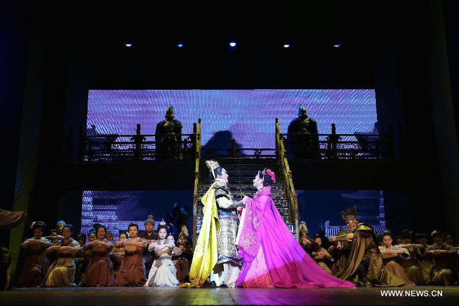 The opera revolves around the digging and navigation of the Grand Canal in Sui and Tang Dynasties