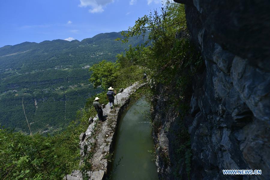 #CHINA-HUBEI-ENSHI-ARTIFICIAL AQUEDUCT CANAL (CN)