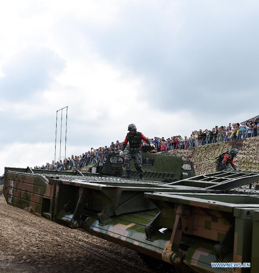 Soldiers of People's Liberation Army of China participate in the International Army Games 2015 in Murom, Russia, on Aug. 8, 2015.