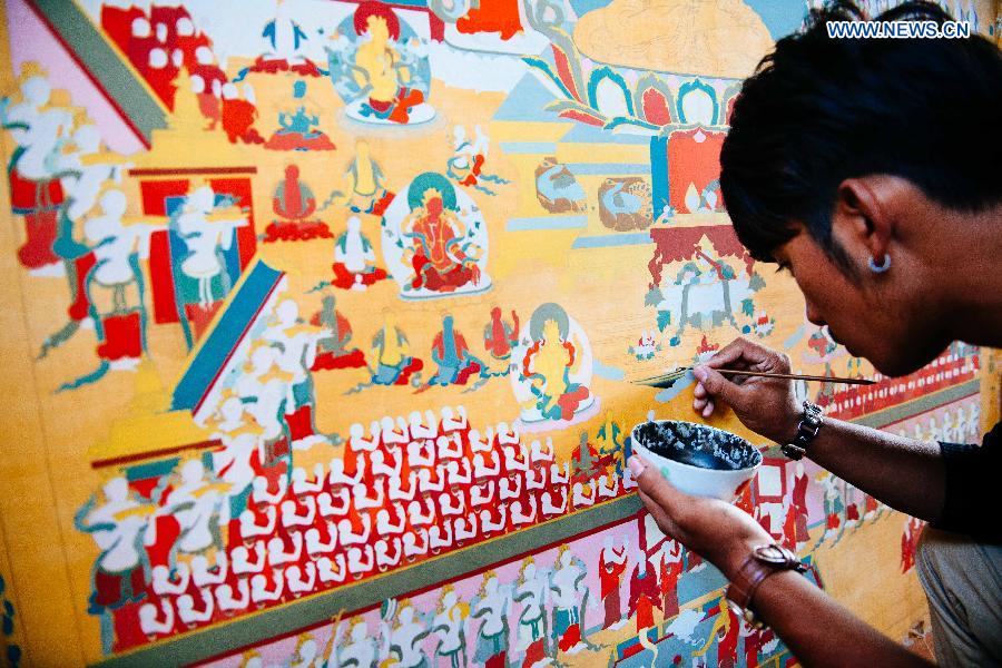 CHINA-LHASA-THANGKA PAINTER (CN)