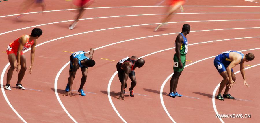 (SP)CHINA-BEIJING-IAAF WORLD CHAMPIONSHIPS-MEN'S 4X100M RELAY HEATS (CN)