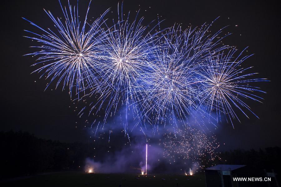 LITHUANIA-VILNIUS-FIREWORKS