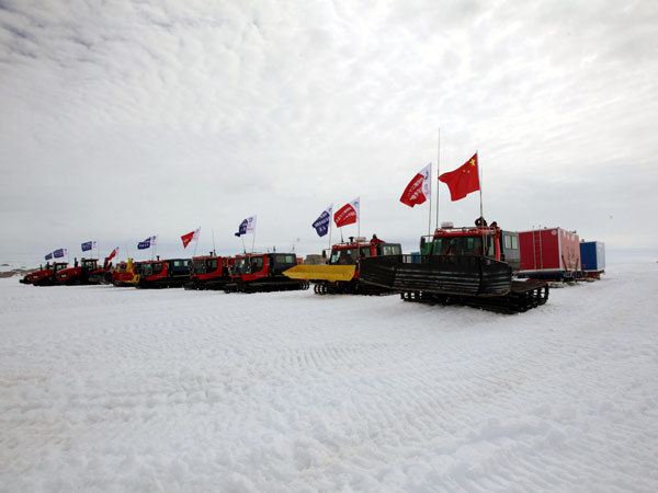 Foreigners attracted to Chinese food in Antarctic