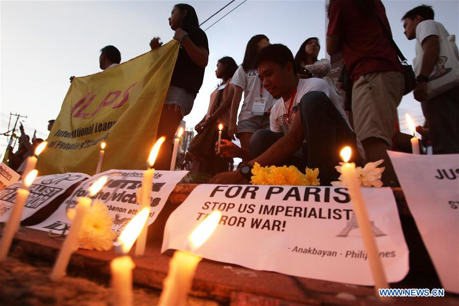 PHILIPPINES-QUEZON CITY-PARIS ATTACKS-MOURNINGS 