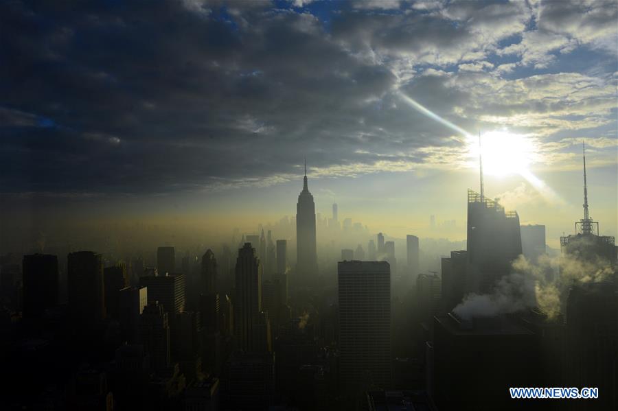 U.S.-NEW YORK-WEATHER-FOG