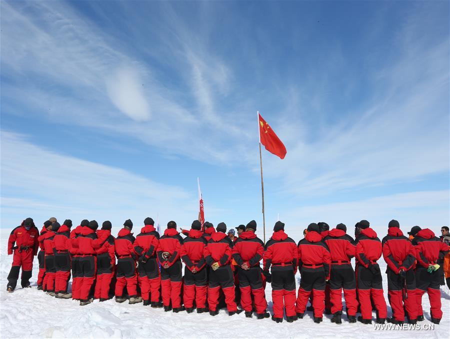 Two Chinese Antarctic expedition inland teams, including a total of 38 researchers, set off for Antarctic inland on Tuesday