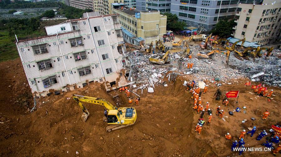 CHINA-SHENZHEN-LANDSLIDE-RESCUE (CN)