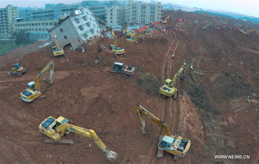 CHINA-SHENZHEN-LANDSLIDE-RESCUE (CN)