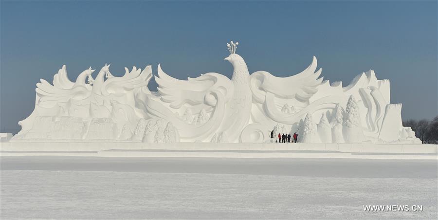 CHINA-JILIN-CHANGCHUN-SNOW SCULPTURES (CN)