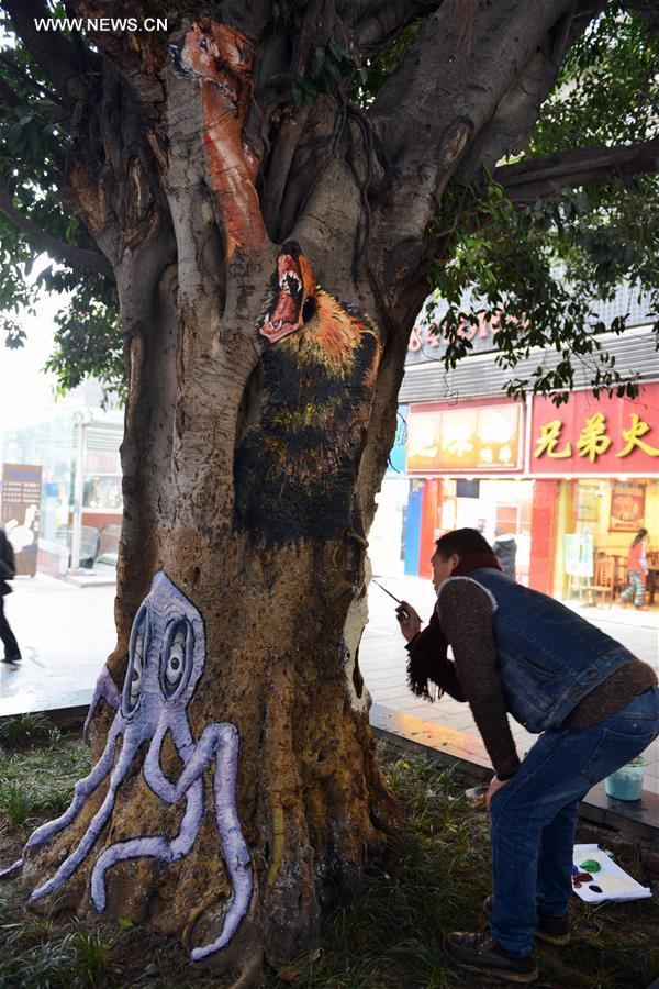 #CHINA-CHONGQING-TREE PAINTING (CN)