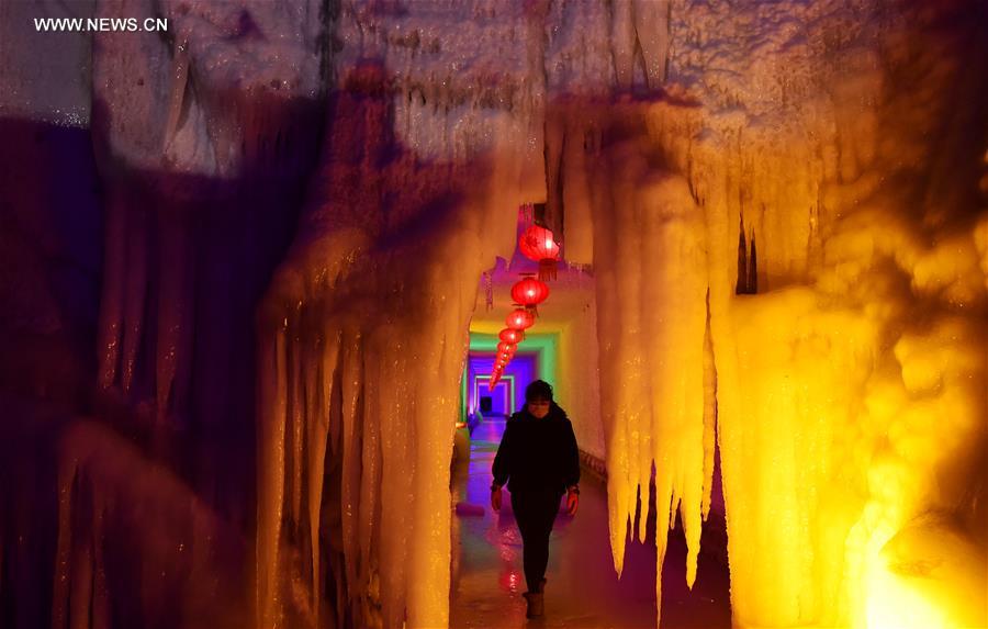 CHINA-LIAONING-ICY WATERFALLS (CN)