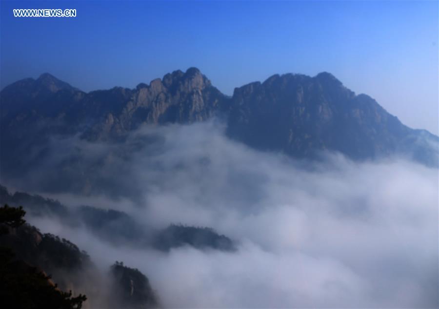 #CHINA-HUANGSHAN-SCENERY(CN)