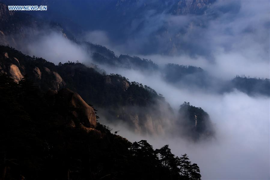 #CHINA-HUANGSHAN-SCENERY(CN)