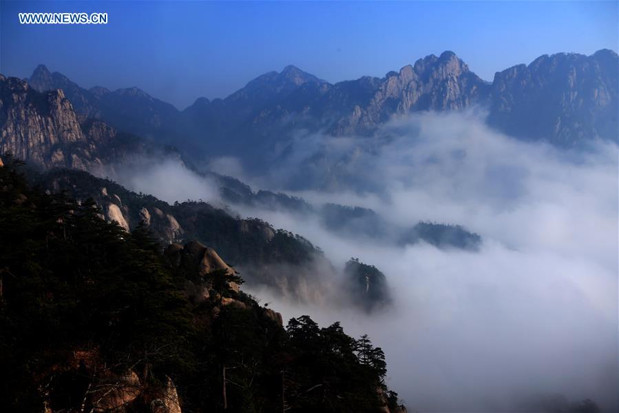 #CHINA-HUANGSHAN-SCENERY(CN)