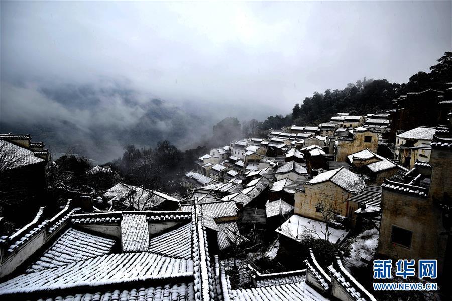 #（生态）（1）江西婺源古村“晒雪”图