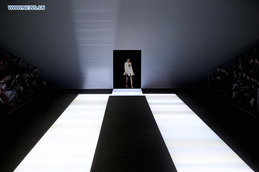 ITALY-MILAN-FASHION WEEK-EMPORIO ARMANI-RUNWAY