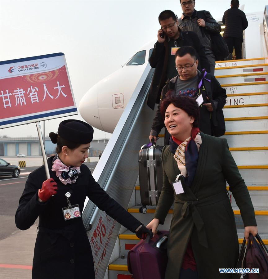 **(TWO SESSIONS)CHINA-BEIJING-NPC DEPUTIES-ARRIVAL (CN) 