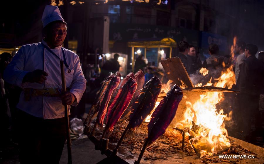 CHINA-XINJIANG-NIGHT MARKET (CN)