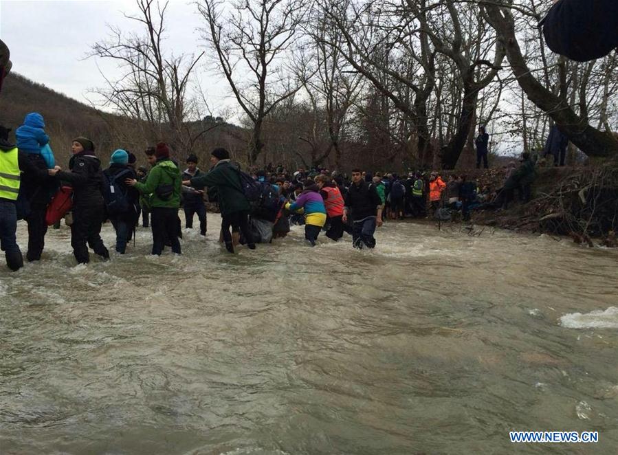 GREECE-CHAMILO-REFUGEES-BORDER CROSSING