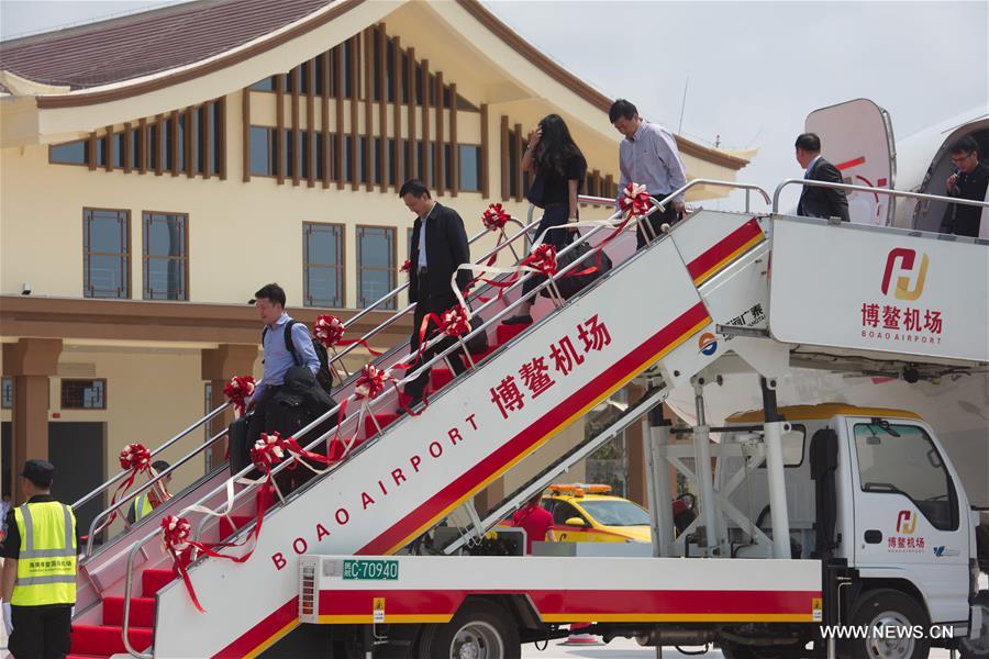  An airport being built on the Chinese island province of Hainan to serve the Boao Forum for Asia (BFA) Annual Conference has begun a period of trial operation encompassing this year's event.