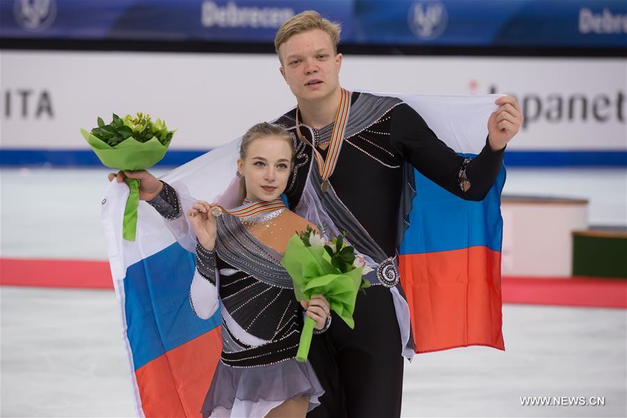 The Russian duo won bronze medal with a score of 169.00