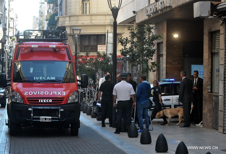 According to local press, the workers of the National Radio evacuated the facilities due to a man entered with suspected explosive devices. The man was arrested by police.