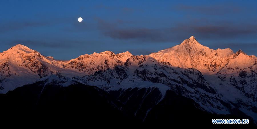 CHINA-YUNNAN-MEILI SNOW MOUNTAINS (CN)