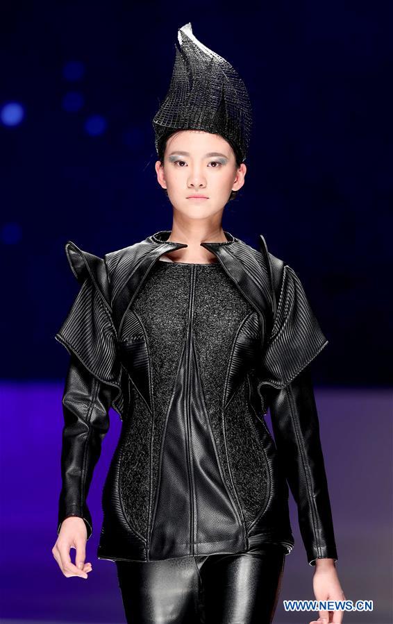 CHINA-BEIJING-FASHION WEEK(CN)