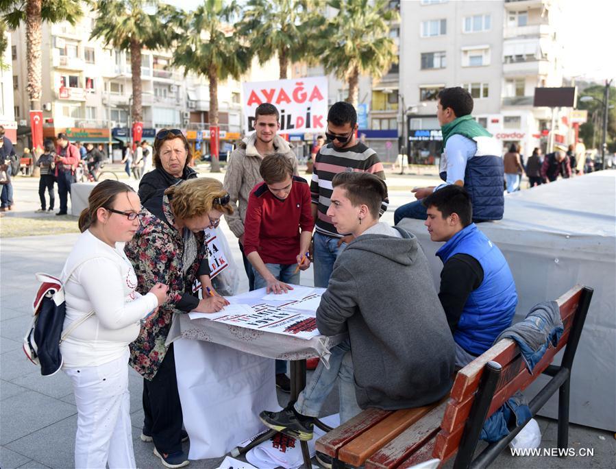 TURKEY-DIKILI-MIGRANT CAMPS-PROTEST