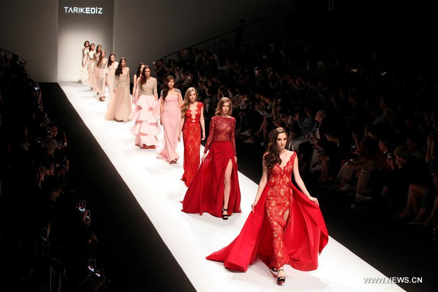 #CHINA-SHANGHAI-FASHION WEEK (CN)