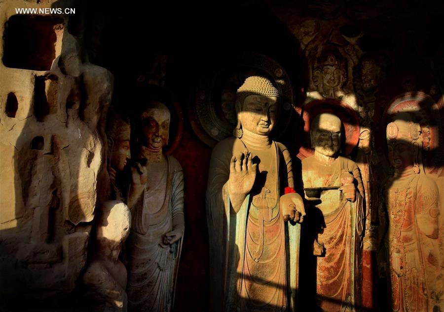 CHINA-BUDDHA STATUES (CN)