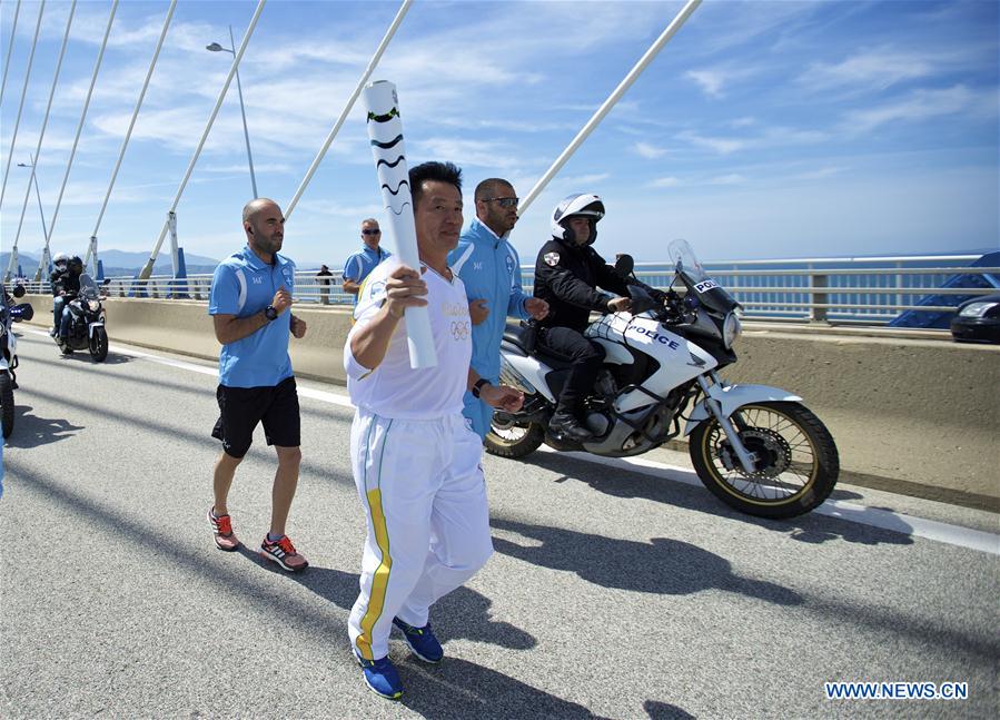 (SP)GREECE-OLYMPIC TORCH RELAY-CHINESE TORCHBEARERS