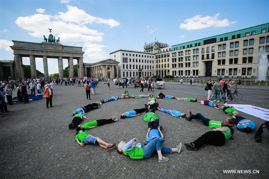 GERMANY-BERLIN-WWII-COMMEMORATION