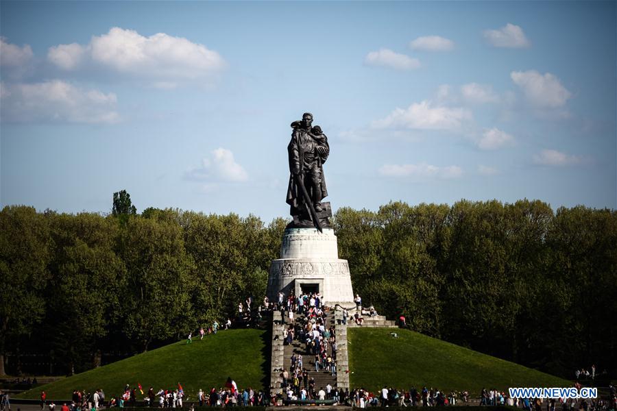 GERMANY-BERLIN-WWII-ANNIVERSARY-COMMEMORATION