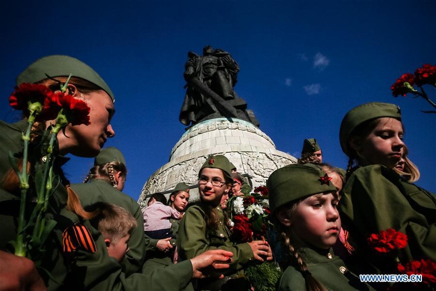 GERMANY-BERLIN-WWII-ANNIVERSARY-COMMEMORATION