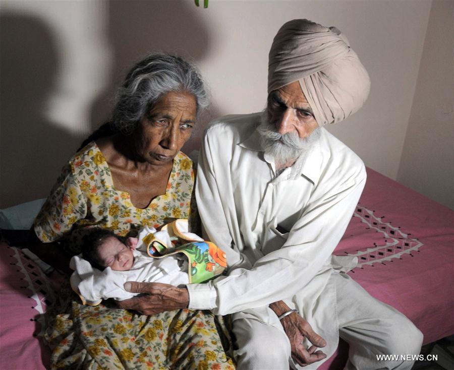 70 year old Woman Gives Birth To Her First Child In India 2 People 