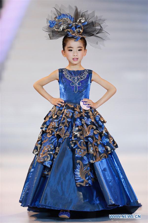 CHINA-QINGDAO-FASHION WEEK-MINI MODELS CONTEST(CN)